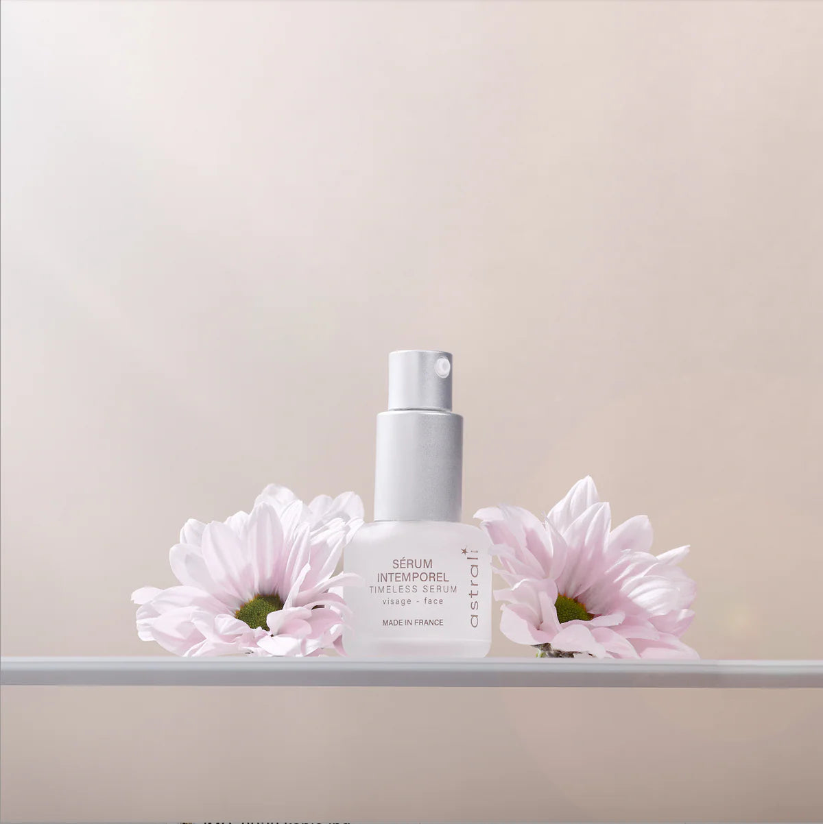 Astrali Timeless Serum 15 ml - Uudistava ja Kiinteyttävä Seerumi